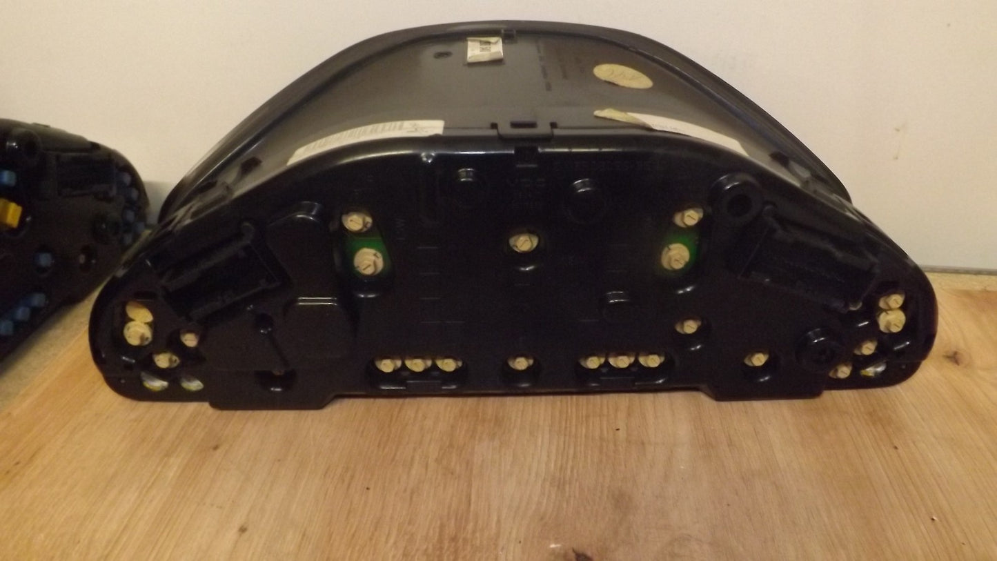 Tacho Kombiinstrument Mercedes CLK 208 280E 2085401911