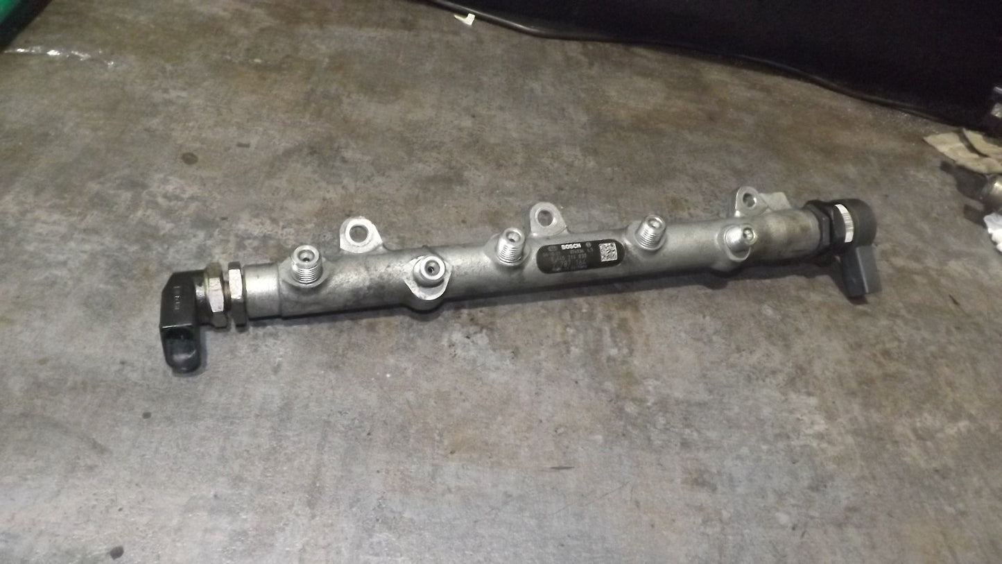 Einspritzleitung Einspritzleiste 0445214030 BMW 3 (E46) 320D