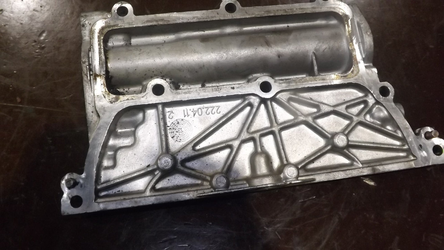 Stirndeckel Abdeckung Mercedes OM651 A6510150601