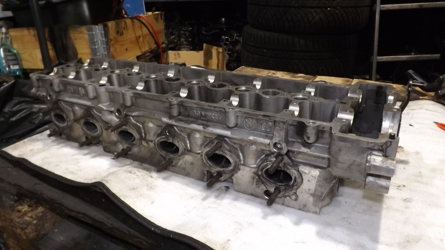 Original Zylinderkopf BMW 5er 7er X5 X6 M57 77927539