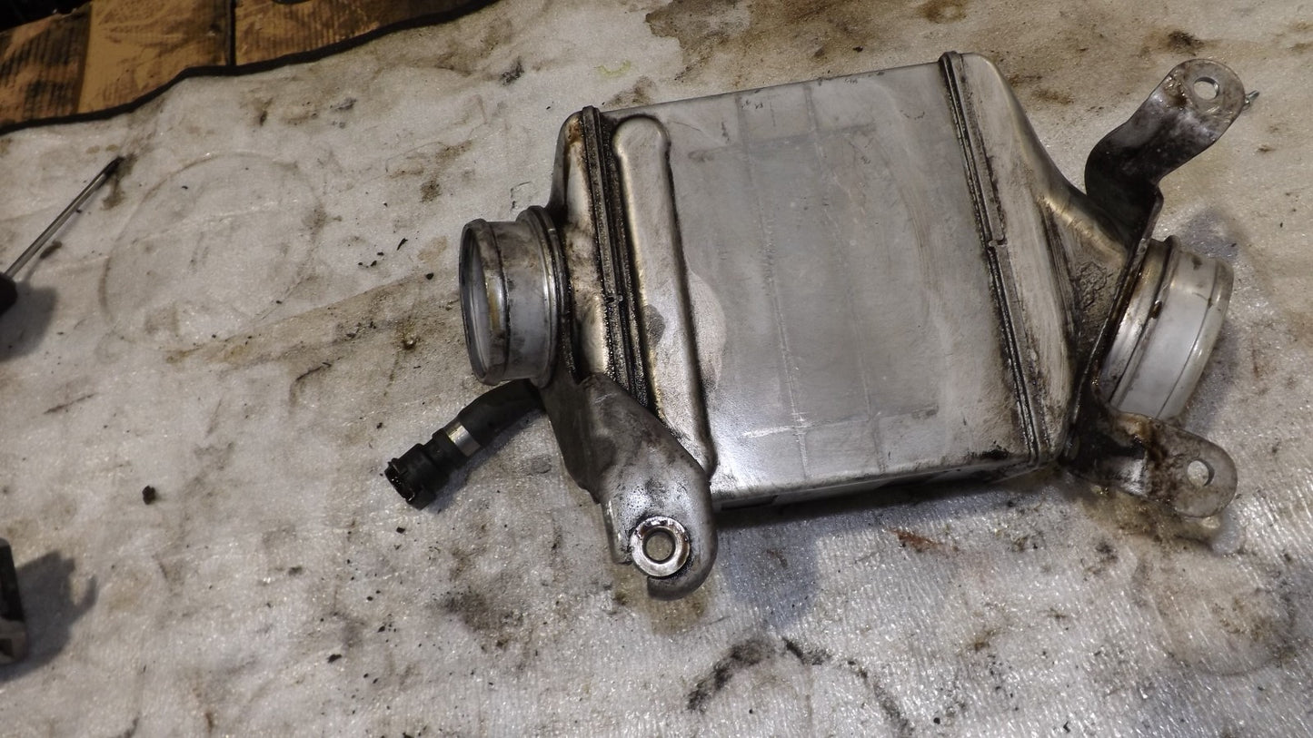 Original BMW F01 F10 E70 F11 Ladeluftkühler Kühler Ladeluftkühler 06117575404