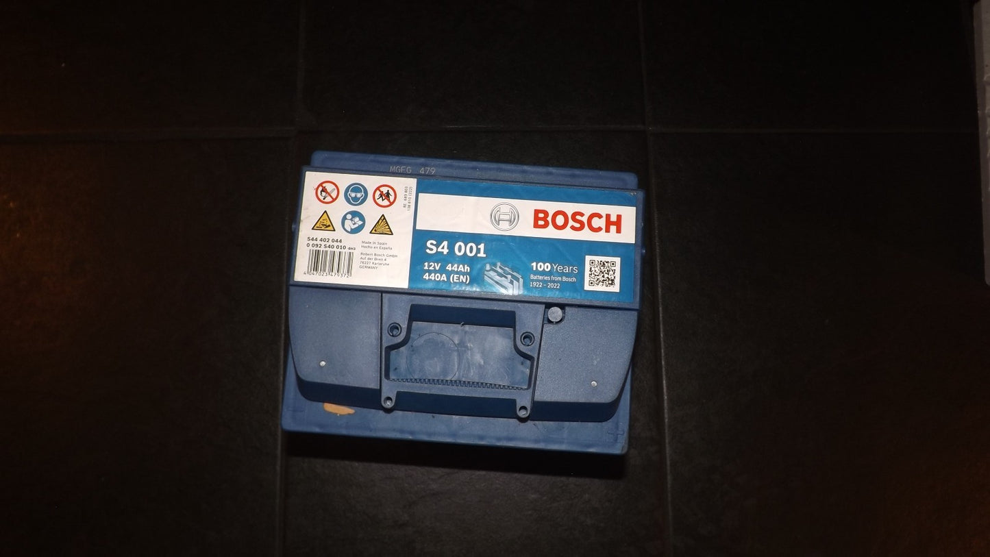 Starterbatterie Batterie Bosch 0092S40010 S4 für Audi Citroën Ford Mazda Nissan
