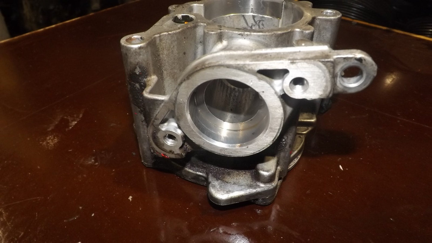 Unterdruckpumpe Vakuumpumpe für Audi A3 8P 09-12 FSI 1,8 118KW 06J145100B