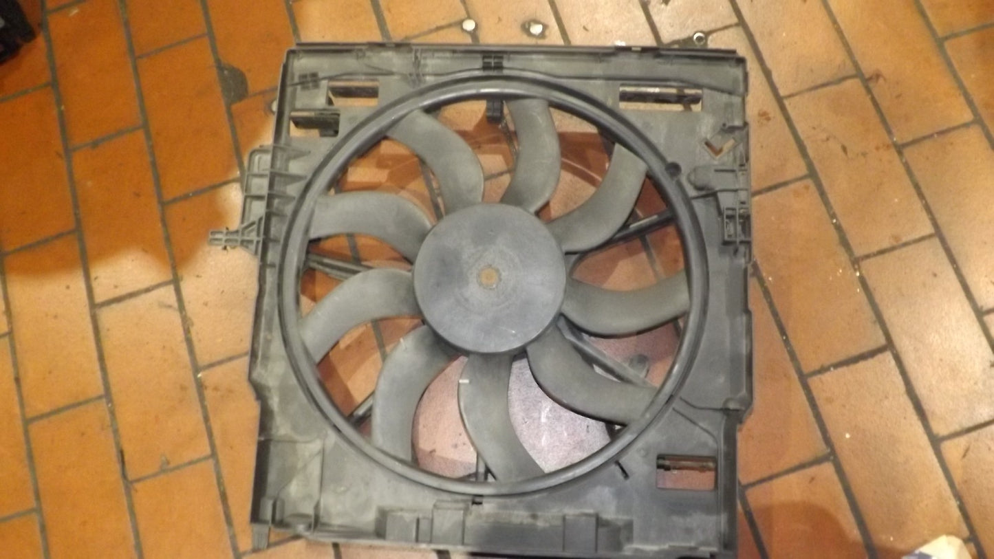 Elektrolüfter mit Kühlerzarge 560571-10 X5 E70 X6 E71