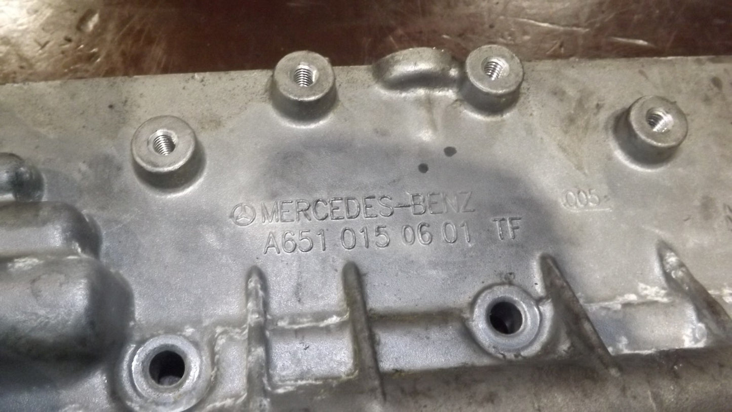 Stirndeckel Abdeckung Mercedes OM651 A6510150601