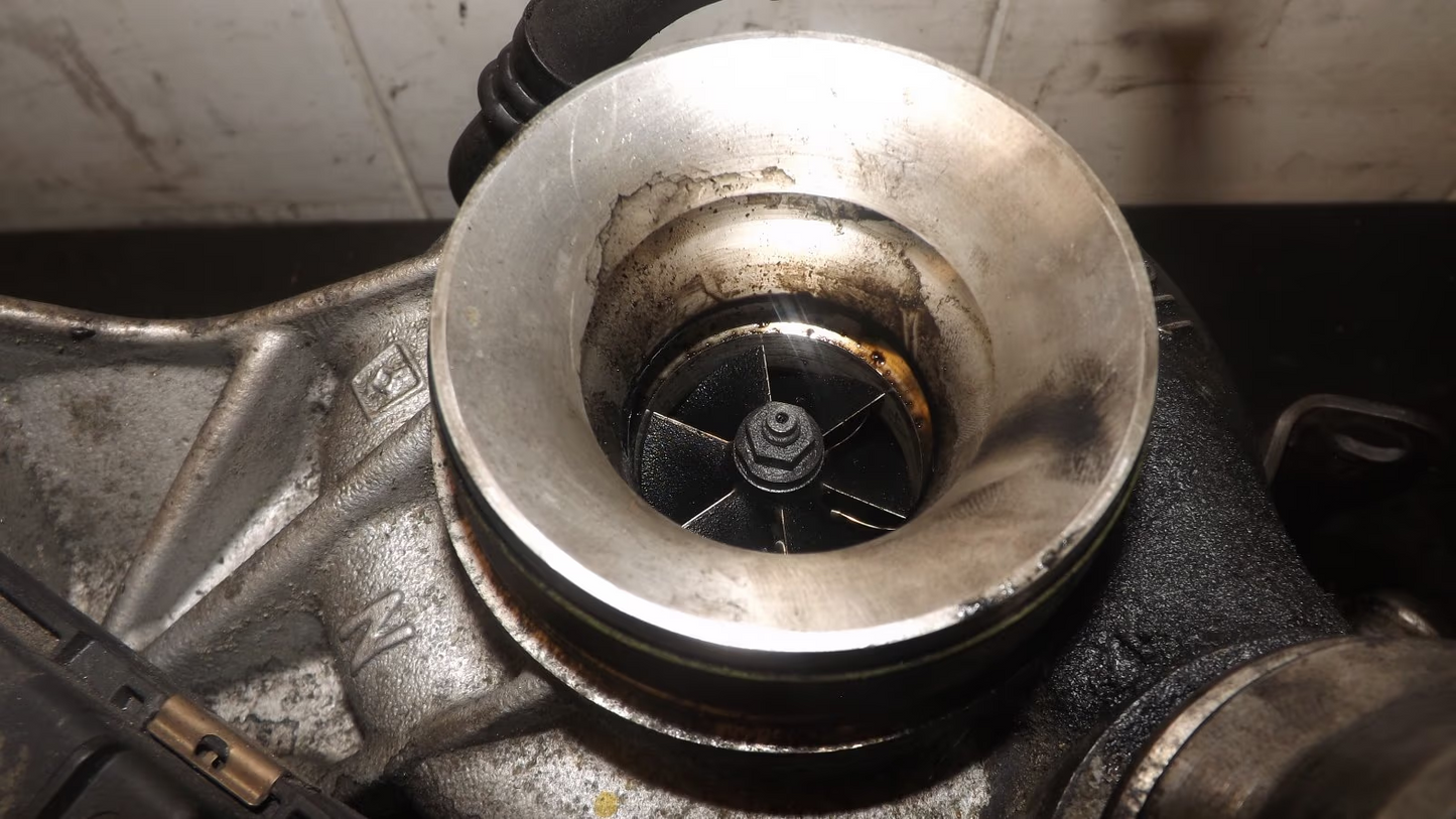 Original BMW F30 F31 F10 F07 F22 DEFEKT! Turbolader 72477910NL