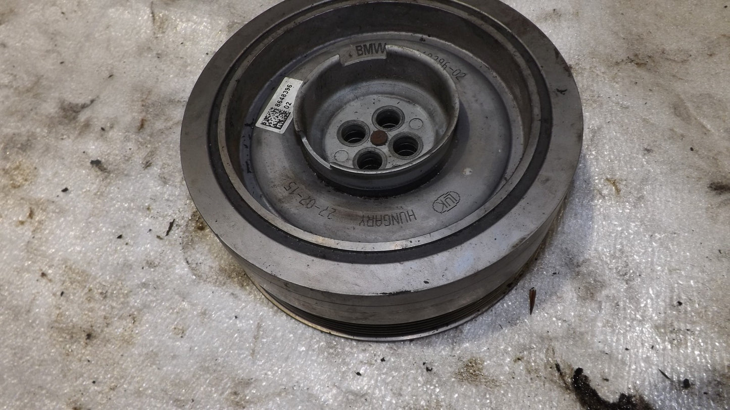 Riemenscheibe Kurbelwelle  für BMW 1er F20 F21 4er F32 8648396-02