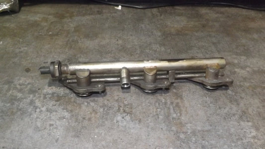 MERCEDES W204 W212 350 Benzin Einspritzleiste Verteiler A2760703995