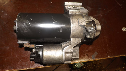 BMW 5er E61 E60 auch E90/E91  Anlasser  7802508 Starter 0001109070