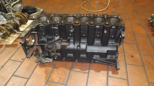 Motorblock Kurbeltrieb für BMW X3 E83 E60 3,0 d M57D30 306D2 M57 218PS
