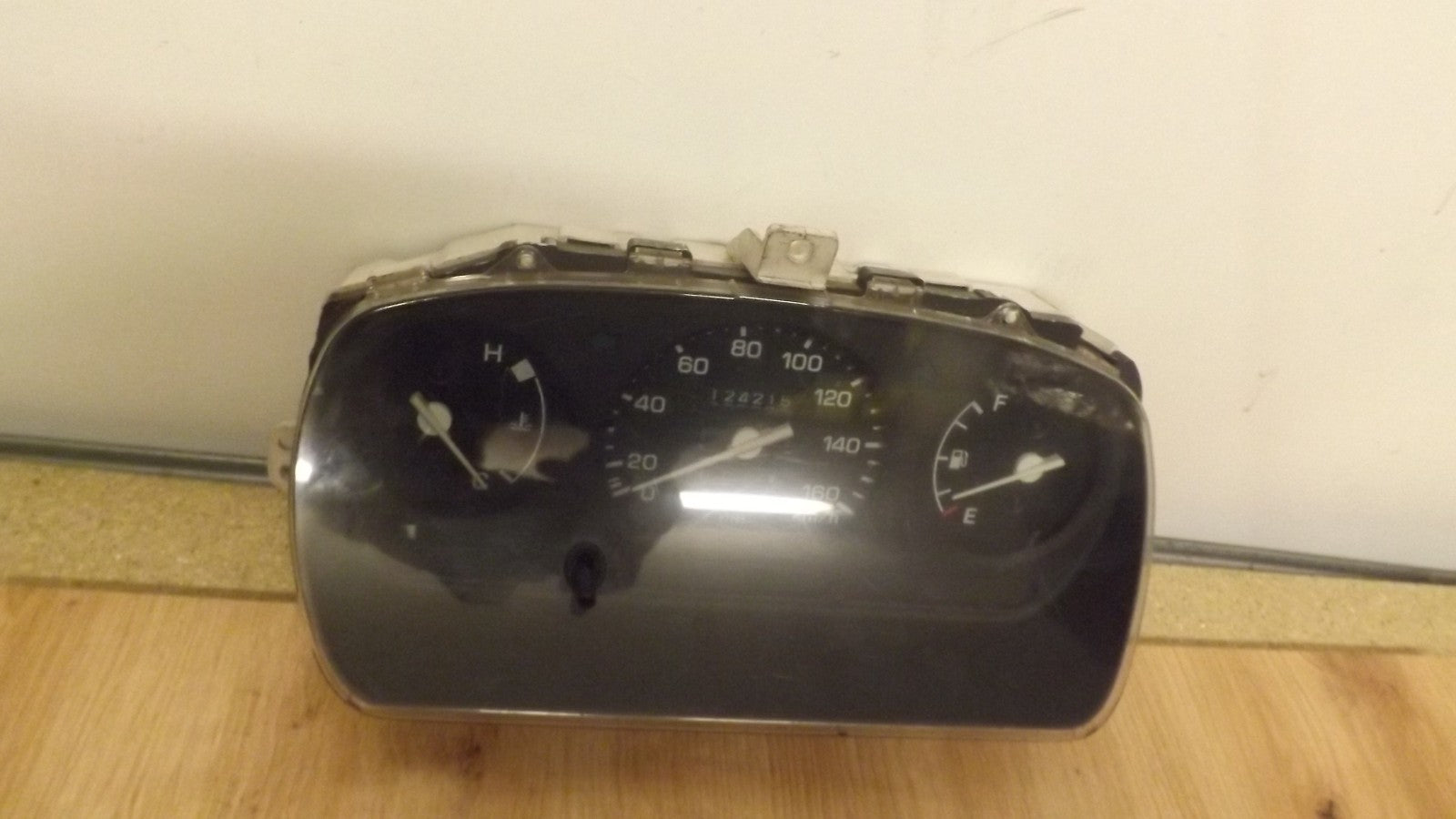 Tachometer DAIHATSU CUORE Bj 1998 Kombiinstrument 8301087L24 1573808280