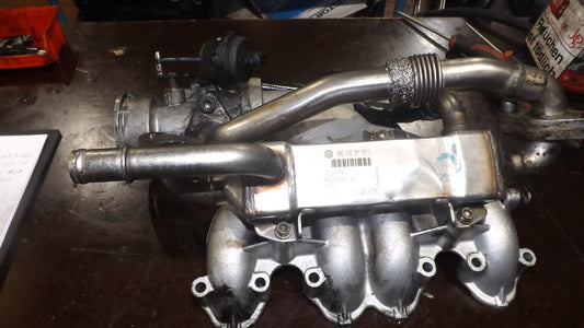 AGR-Kühler Abgaskühler AUY 038131513L Ford Galaxy TDI 85 KW 115 PS