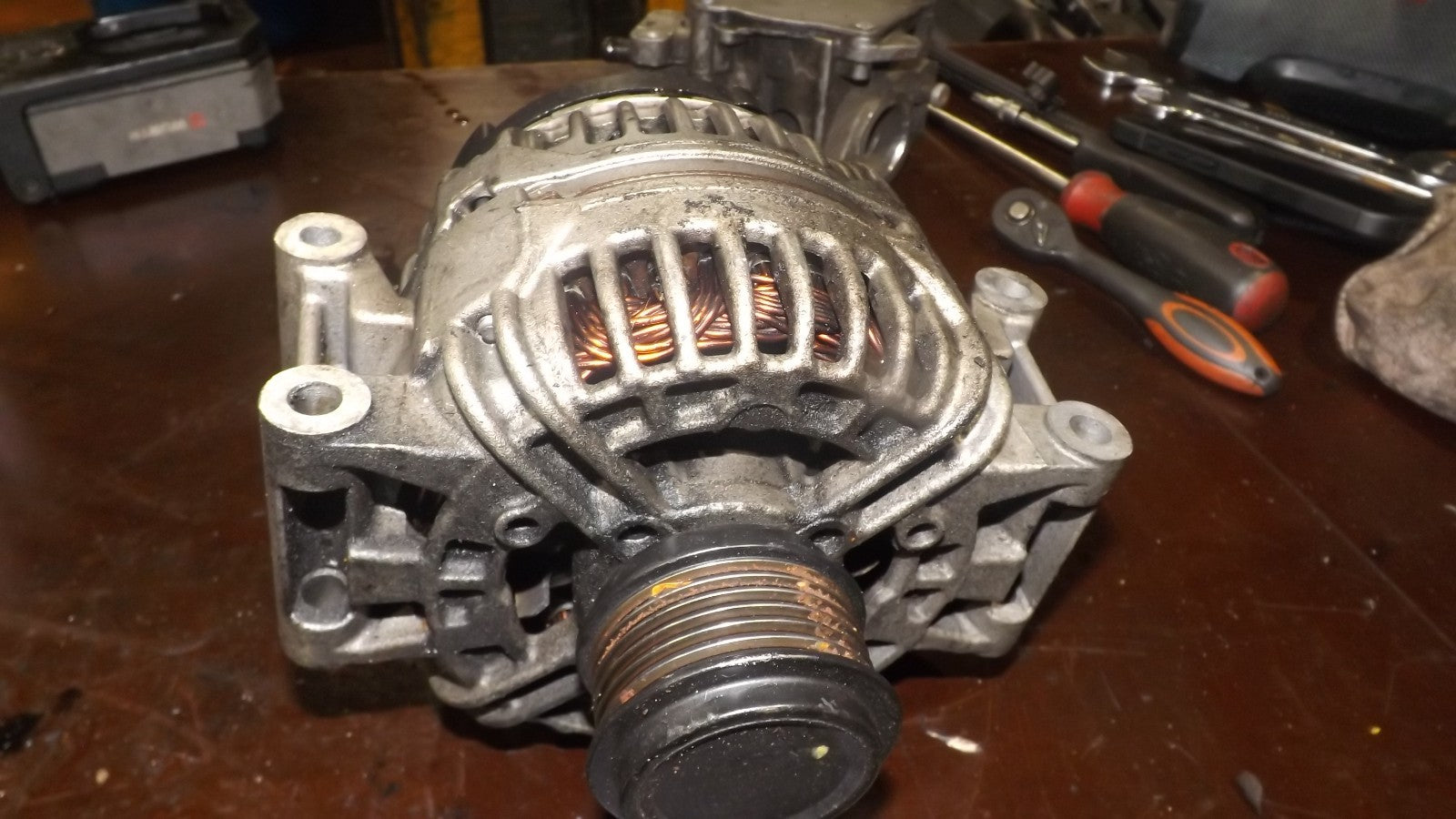 Lichtmaschine Audi A4 A5 Teilenummer: 06H903016L