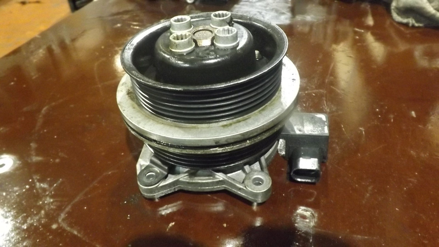 Volkswagen Passat B7 2011 Benzin Wasserkühlmittelpumpe 505001801KT