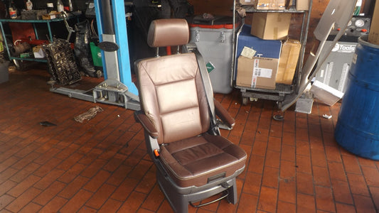 VW Multivan Sitz Sitz Braun Leder Armlehnen Isofix Hinten VW T5 T6