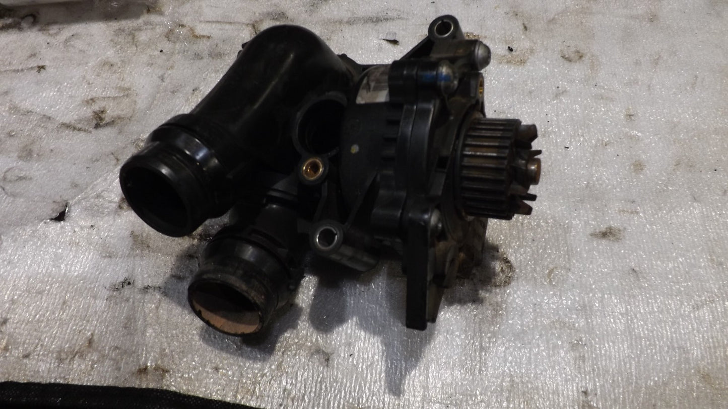 Wasserpumpe Motorkühlung AUDI VW SKODA 2,0 1,8 06H121026AB