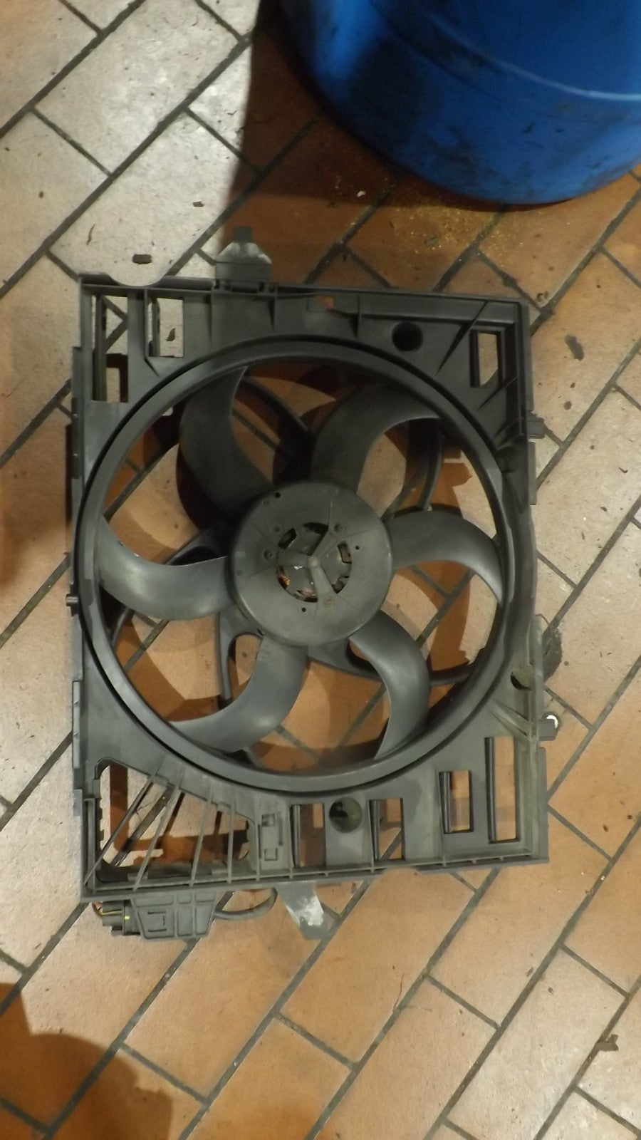 KÜHLERVENTILATOR Lüfter Kühler Kühlung BMW 5er E60 E61 E63  BMW  67326931231