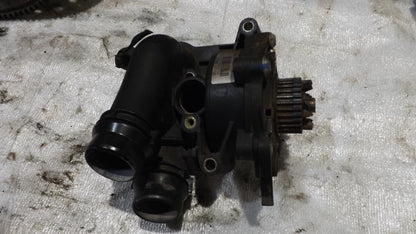 WASSERPUMPE THERMOSTATGEHÄUSE   AUDI VW SEAT SKODA 1.8 2.0 TFSI  06J121026G