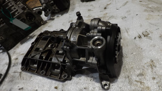 BMW 1er 2er 3er E90 F30 4er 5er X1 X3 N47 Ölpumpe 7798014