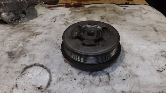 Mercedes ML W166 3.0 Diesel W204 Riemenscheibe 642.826 A6420301803