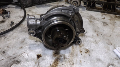 Vakuumpumpe BMW E87 118d 120d E90 318d 320d E60 520d M47 Unterdruckpumpe 7791232
