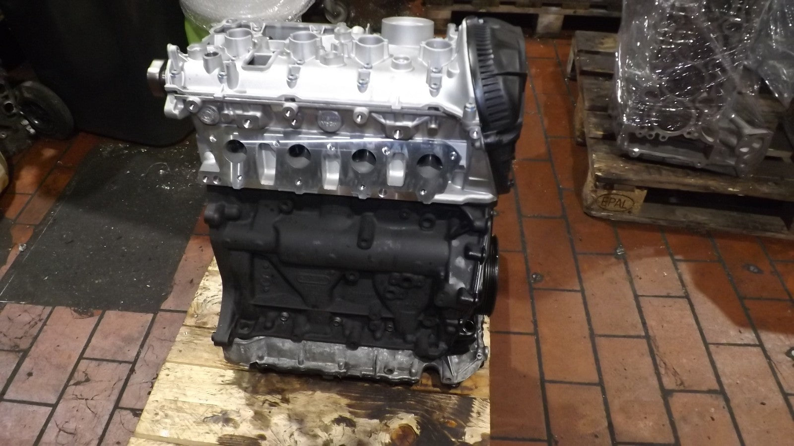 Generalüberholt Motor VW Volkswagen Tiguan 2.0TFSI  125KW 170PS CAWA