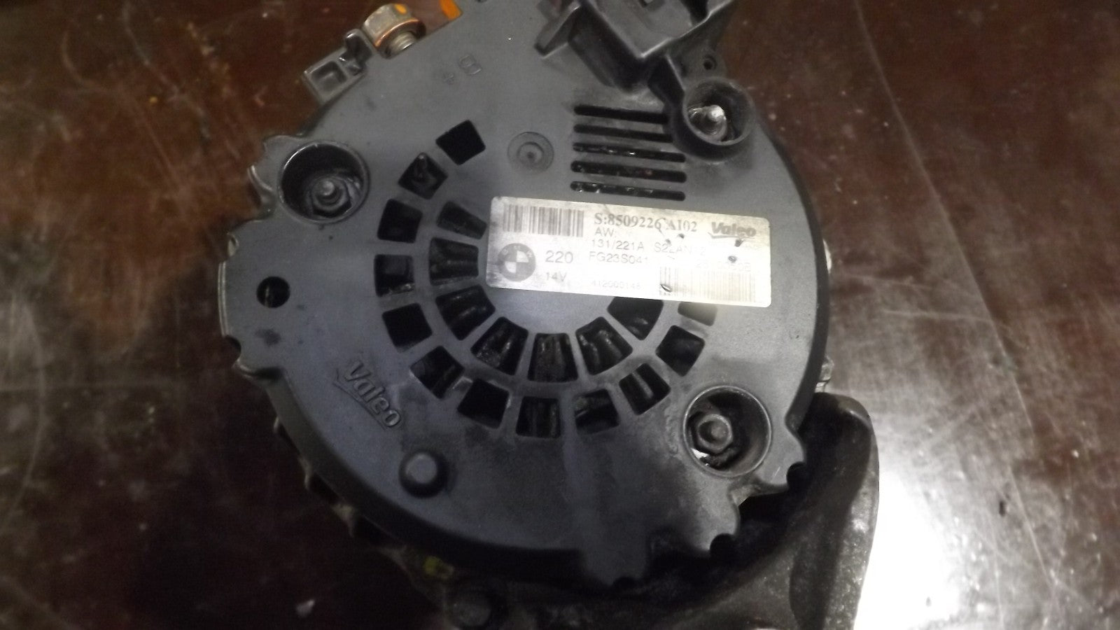 Lichtmaschine Generator 8570675 BMW F30 F31 F32 F33 F34 F36 F15 F16 S8570675