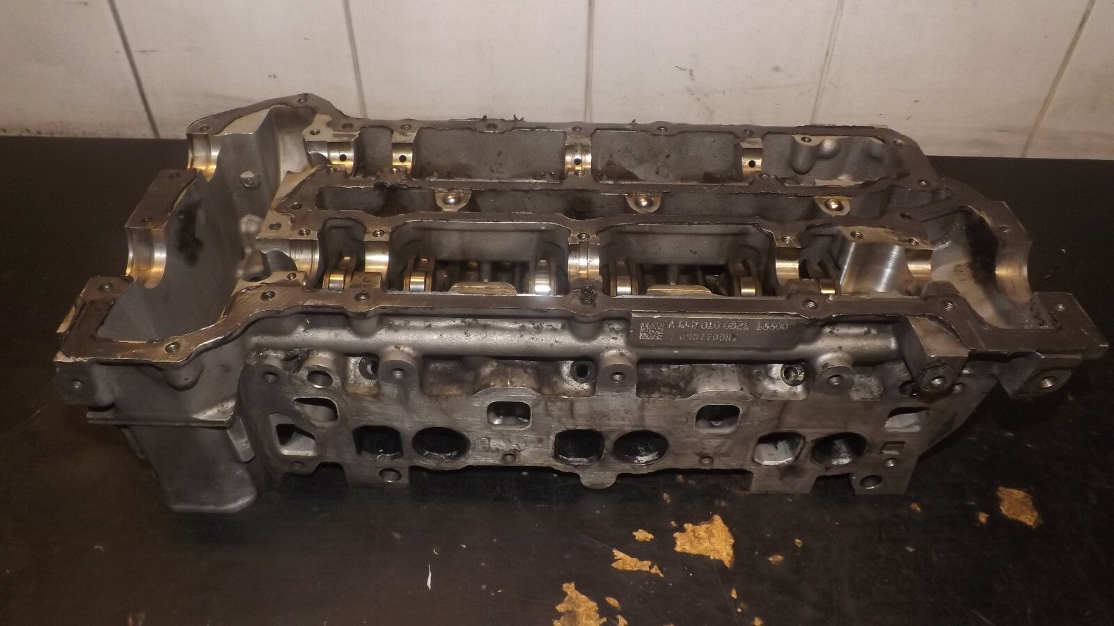 Original Mercedes Zylinderkopf 3.0 CDI OM642 Rechts A6420100821