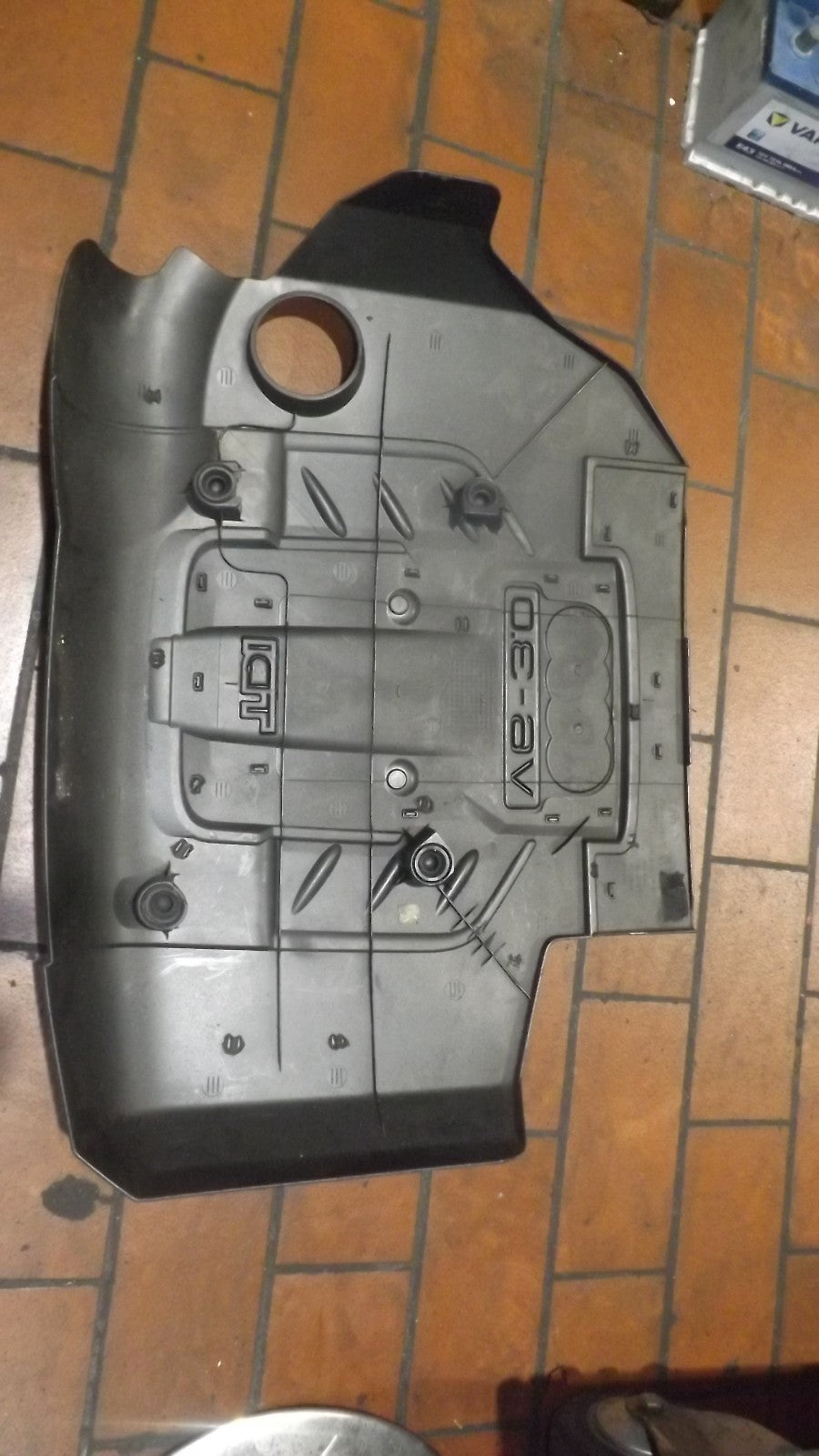 Original Audi Q7 3.0 TDI Diesel Motorabdeckung 4L0103925