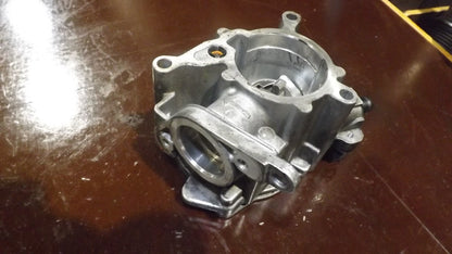 Unterdruckpumpe Vakuumpumpe für Audi A3 8P 09-12 FSI 1,8 118KW 06J145100B
