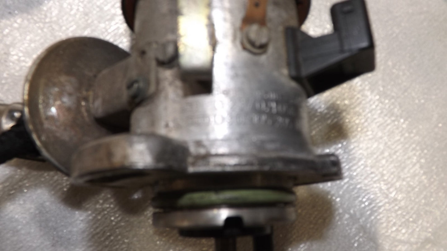 VW Golf 2 1.3 55PS NZ Zündverteiler Verteiler Zündung 030905205N
