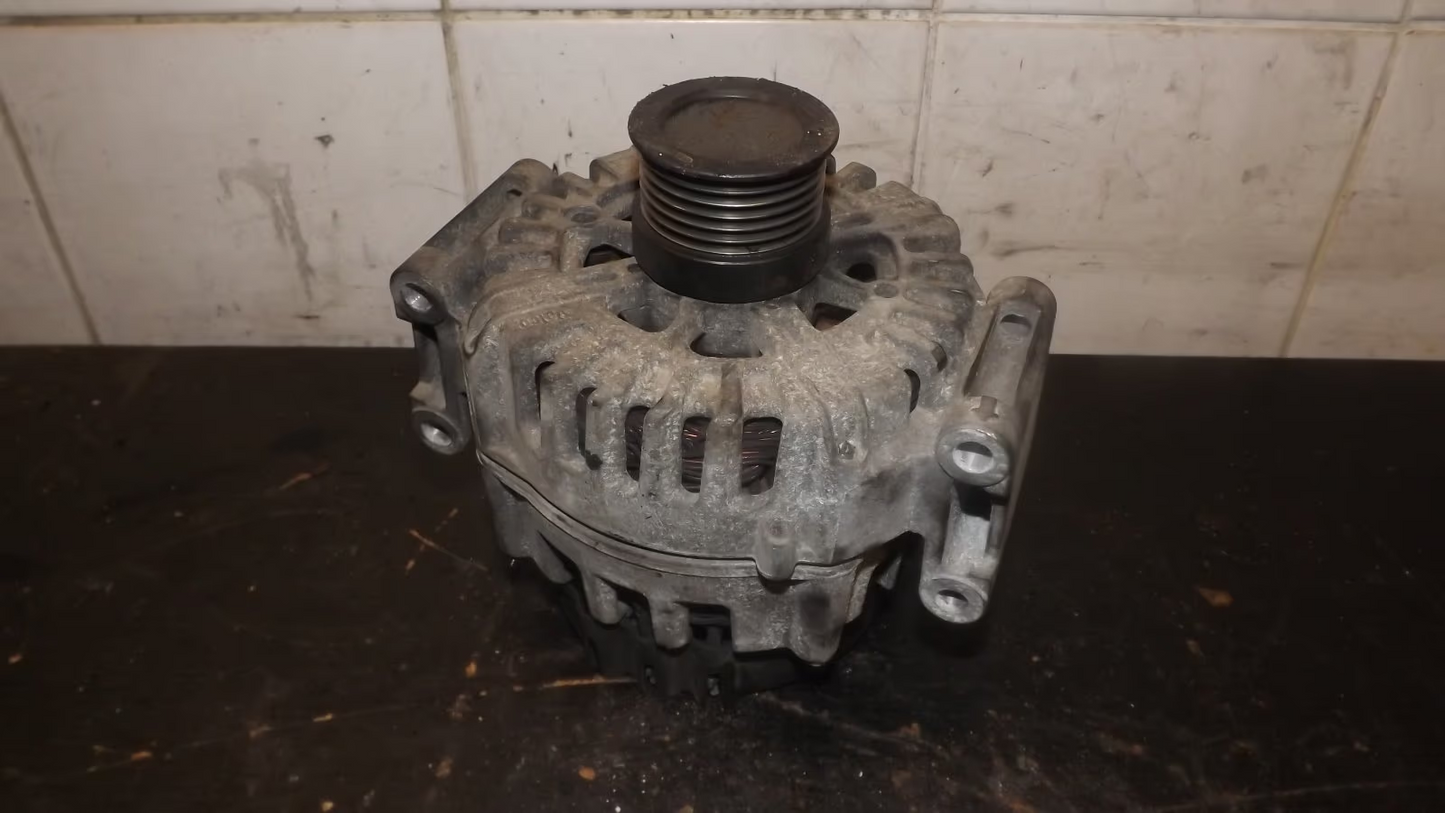 Original Mercedes-Benz W212 Lichtmaschine A0141544202