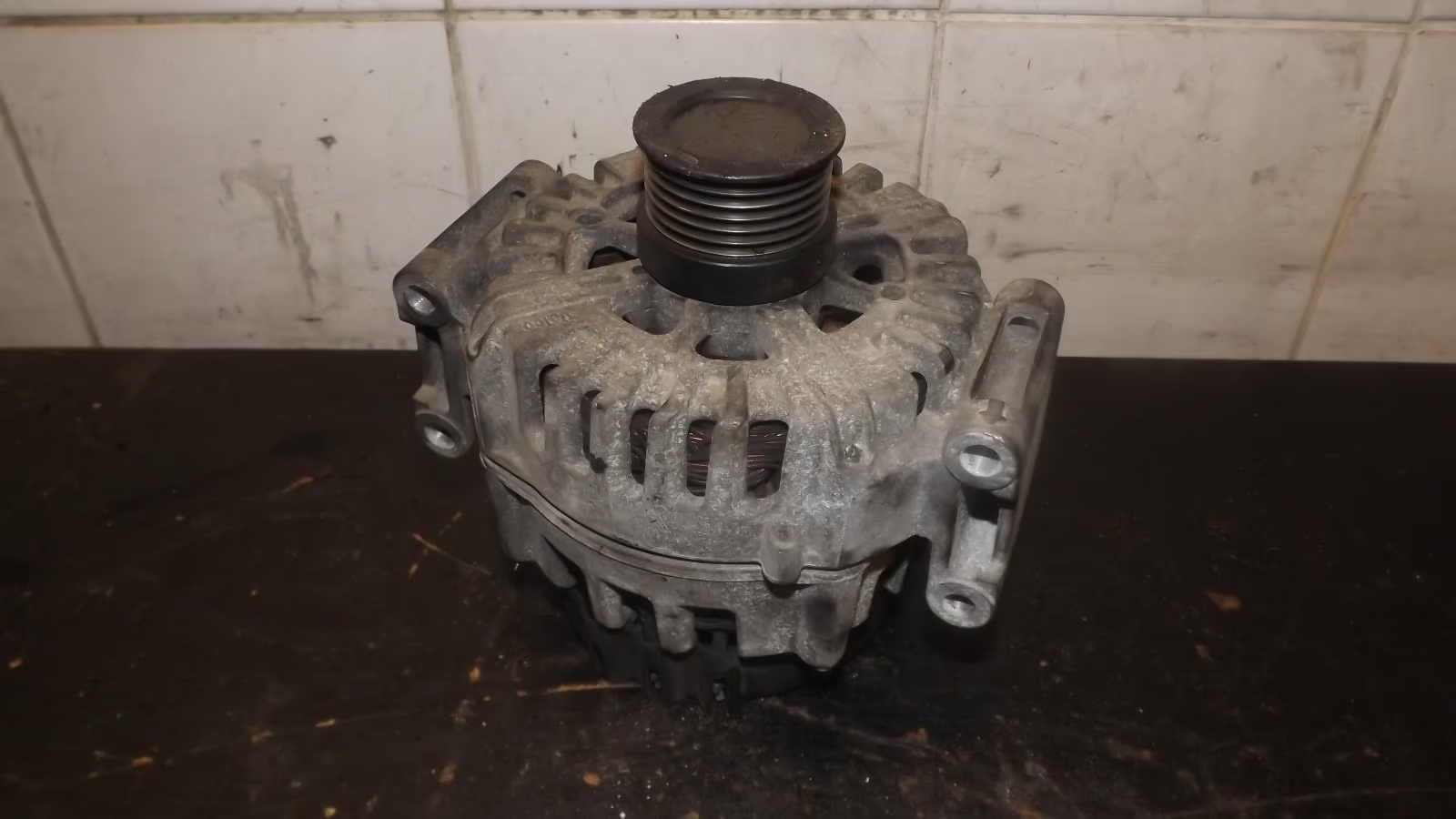 Original Mercedes-Benz W212 Lichtmaschine A0141544202