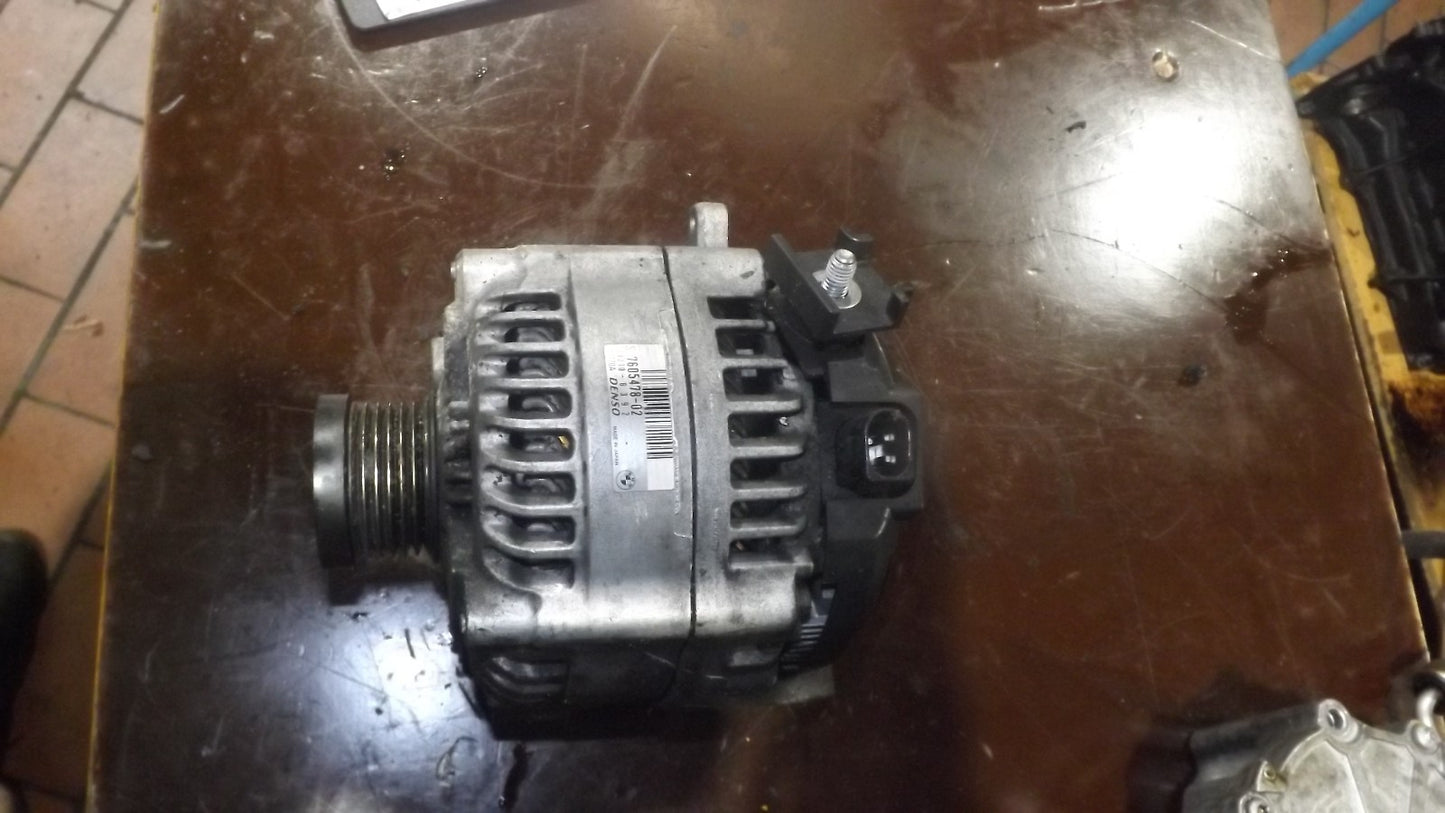Lichtmaschine für BMW 4er F33 F32 F36 420i 2,0 Benzin B48B20A B48 7605478 180A