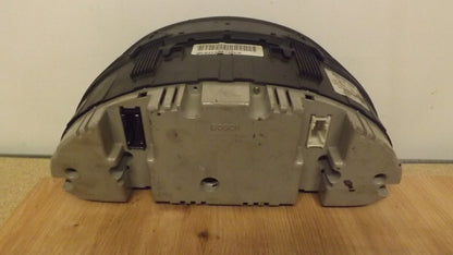 Tacho Kombiinstrument BMW E46 320D Automatik Bosch 0263639203   6940871