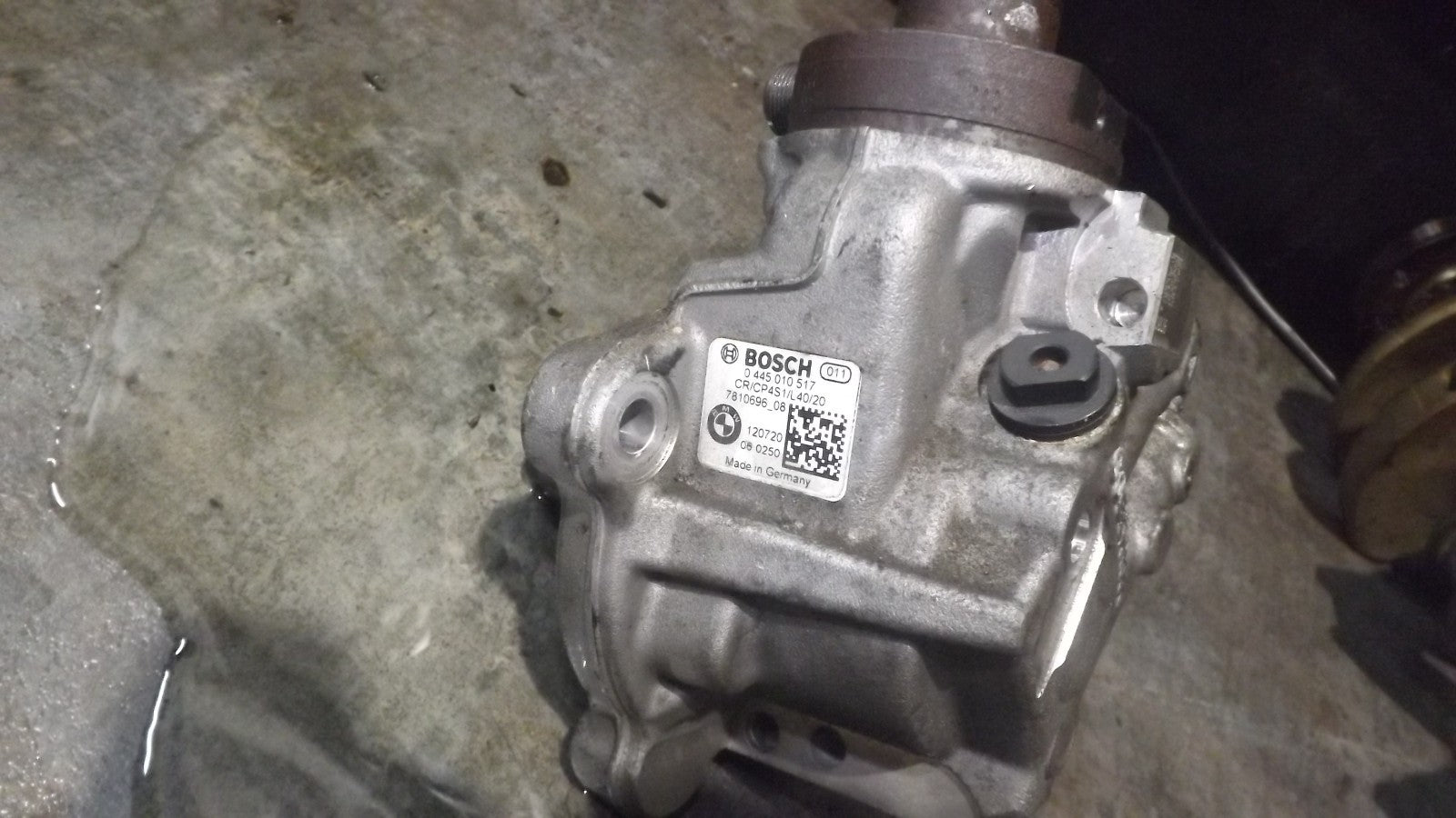 Hochdruckpumpe - BMW 520d F10 / F11 - N47D20C - 7810696 / 0445010517