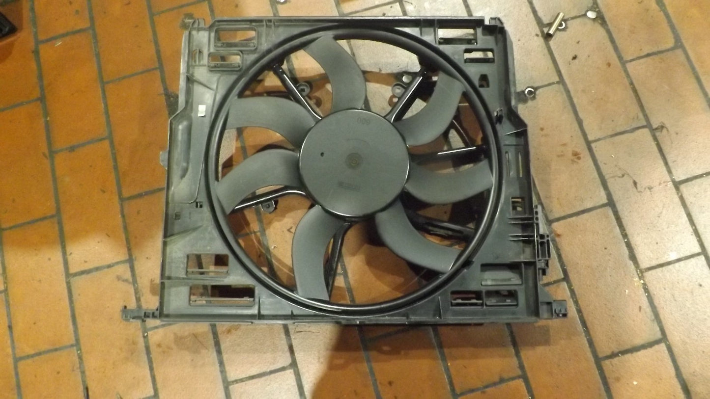 Lüftermotor Kühlerlüfter Gebläsemotor BMW 5er F10 F11 530D 535D  178990 7594610