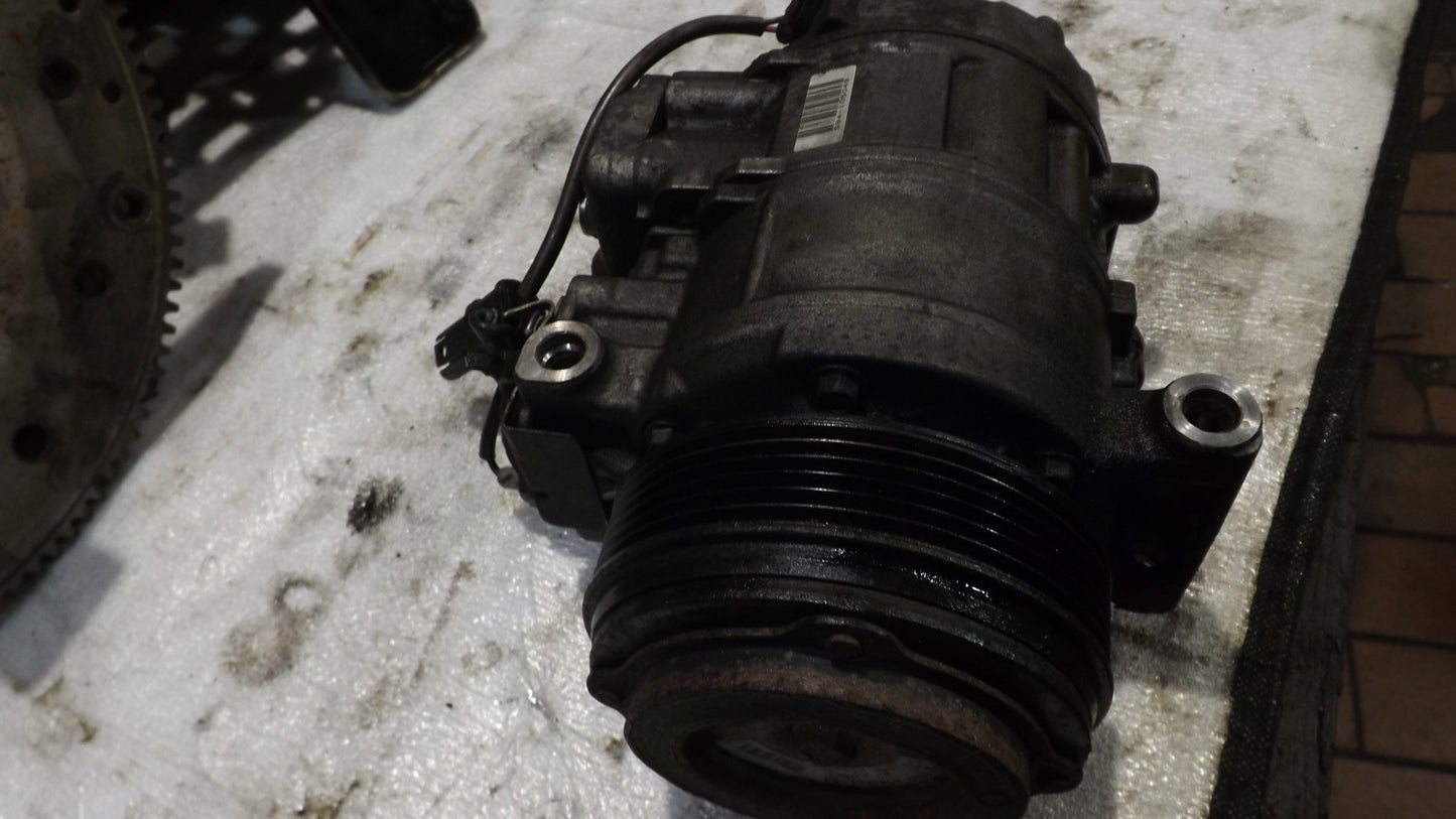 Klimakompressor 4472601852  BMW 1er 116D 118D E87 E88 3er 318D  E90 E91 Denso