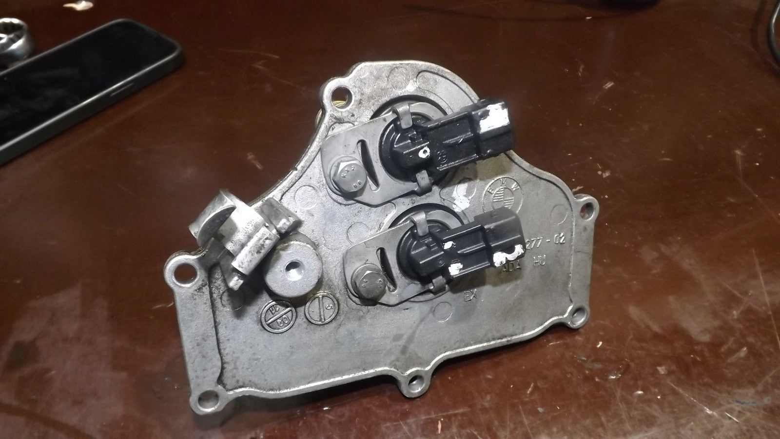 Original BMW F01 F10 E70 Zylinder 1-4 Deckel Magnetventil 7566277 7566277-02