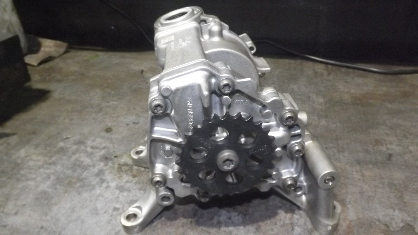 Ölpumpe für BMW 3er F30 F80 2,0 330 e B48B20A