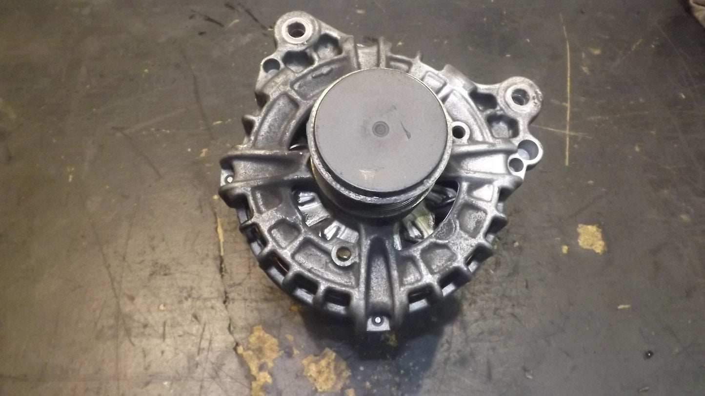 Original Volkswagen Passat T5 Crafter 2.0TDI Lichtmaschine Generator 03L903024F