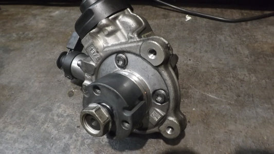 Einspriztpumpe Hochdruckpumpe VW Audi Seat Skoda 2.0 TDI 03L130755AF 0445010534