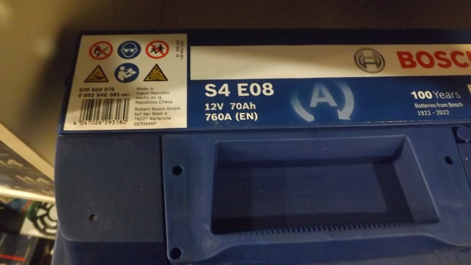 Bosch S4 E08 Autobatterie Starterbatterie 12V 70Ah 760A 570500076 0092S4E081