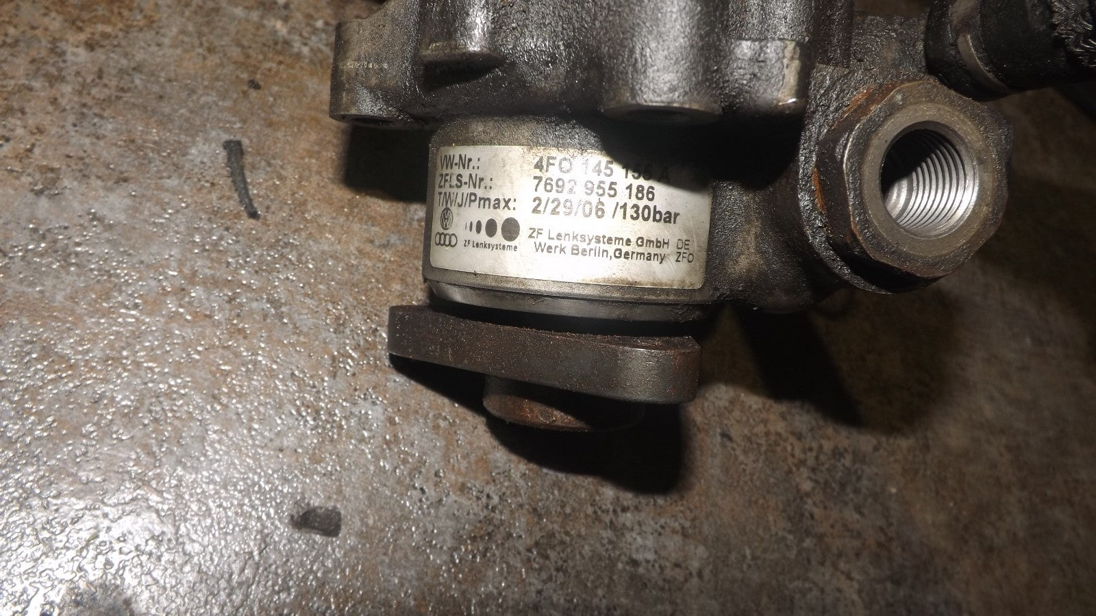 Audi A6 4F C6 2.7 3.0 TDI Servopumpe 4F0145155A Hydraulikpumpe