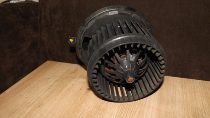 Org AUDI Q7 VW Campmob Sharan Touareg Transporter T5 Gebläsemotor 7H0819021A