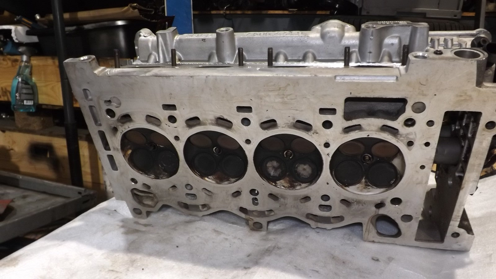 Zylinderkopf Kopf N46B20B / 75054229 Original BMW E87 E90 E91