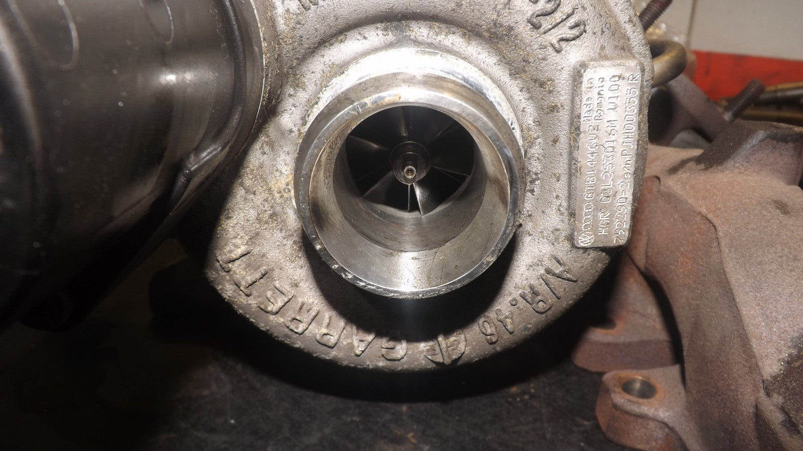 Turbolader für VW T5 Bus 2.0 TDI 62 kW 75 kW 03L253016M 792290 CAAA CAAB CAAC
