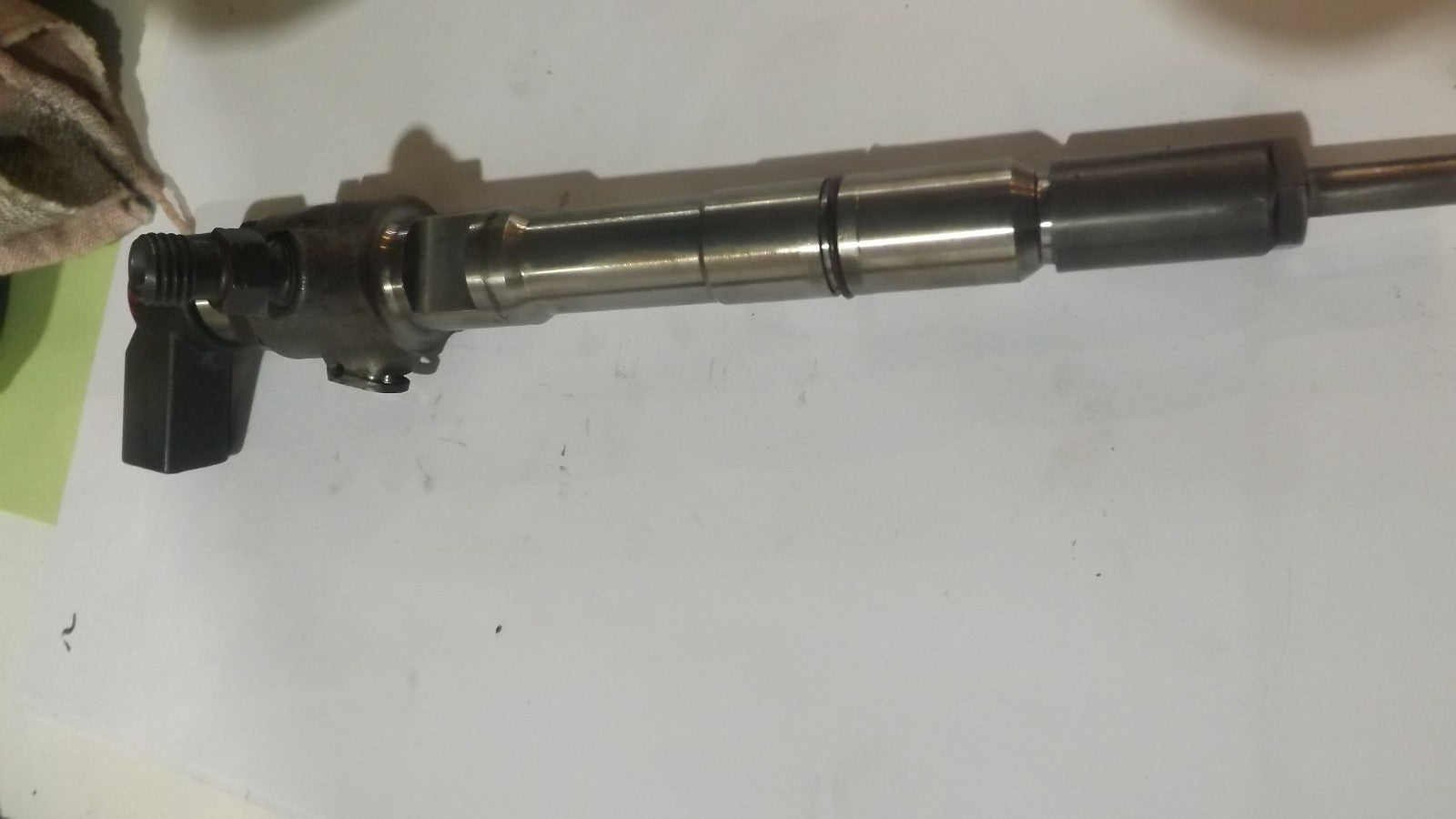 Injektor Einspritzdüse VW Passat 2.0 TDI 03c130277b