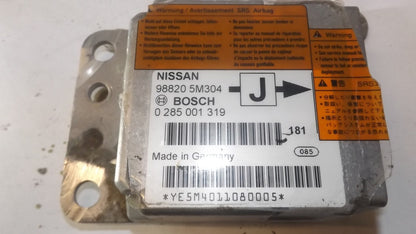 Nissan  Steuergerät Airbagsteuergerät Airbag Modul 988205M304