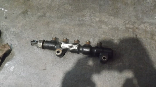Citroën C4 Grand Picasso  Kraftstoffverteiler 9654529680